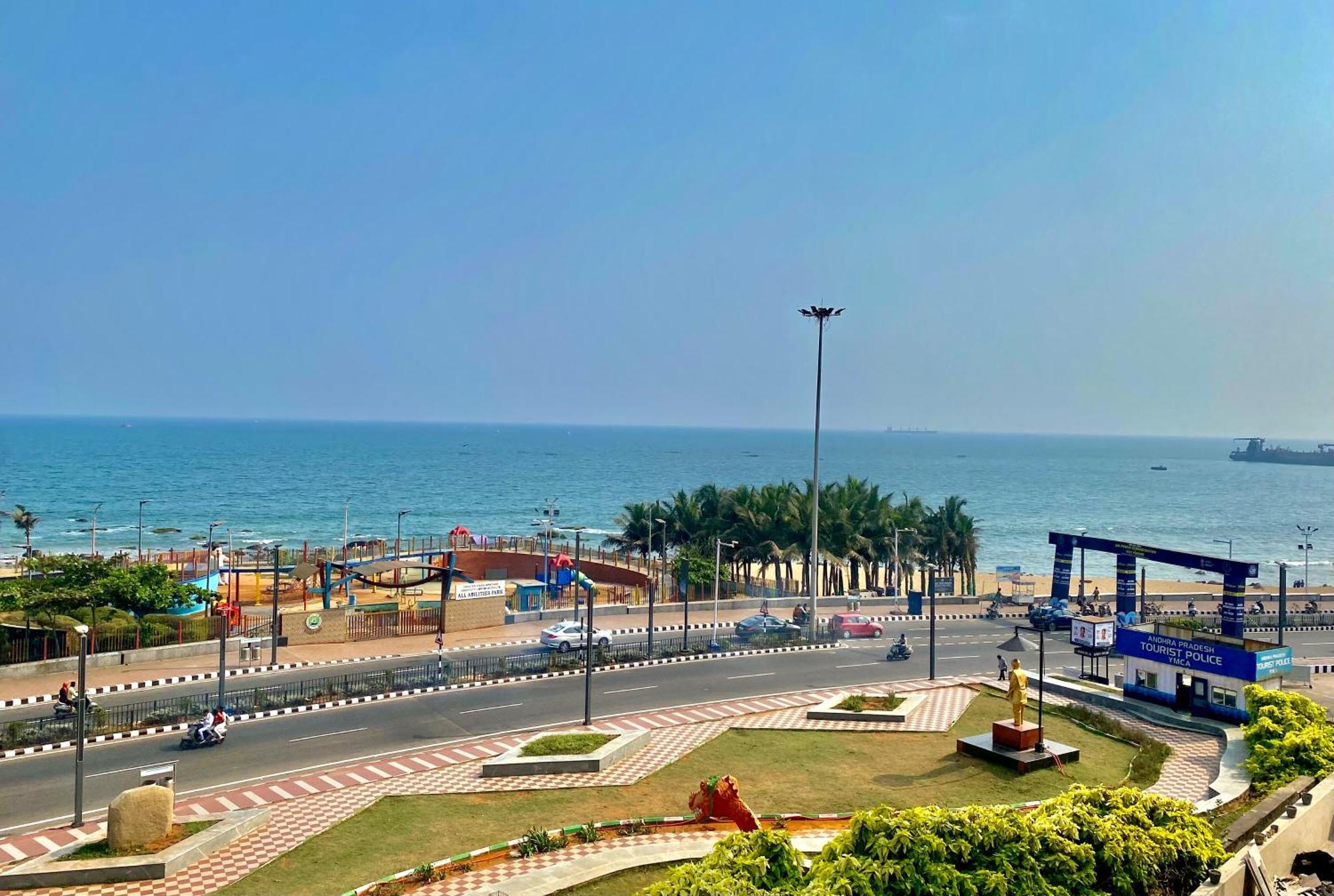Ocean'S Edge Apartment Visakhapatnam Ngoại thất bức ảnh