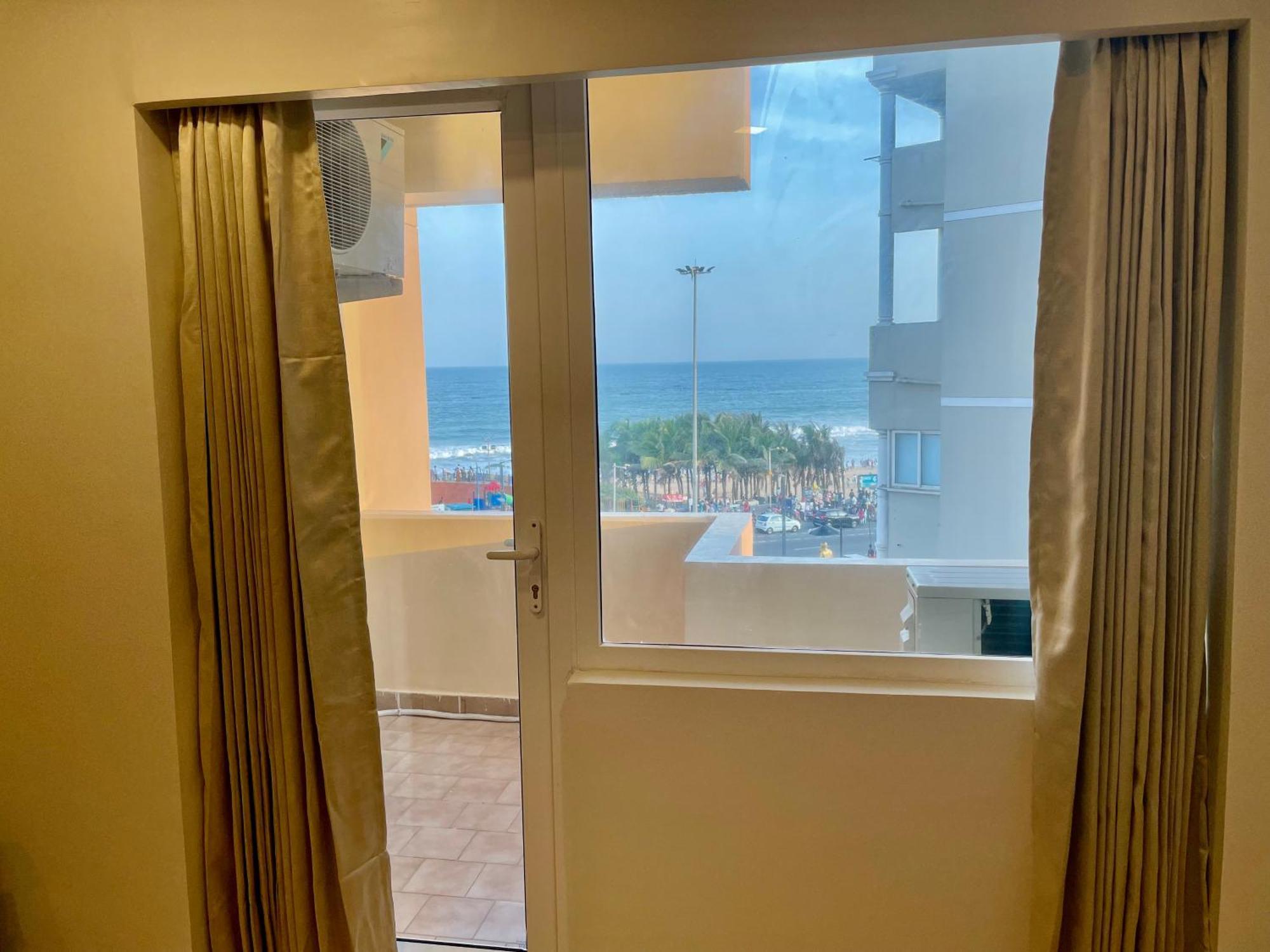Ocean'S Edge Apartment Visakhapatnam Ngoại thất bức ảnh