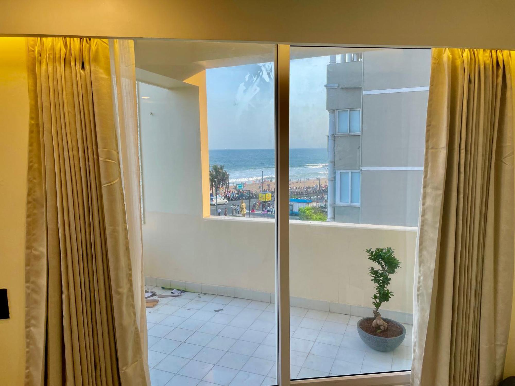Ocean'S Edge Apartment Visakhapatnam Ngoại thất bức ảnh